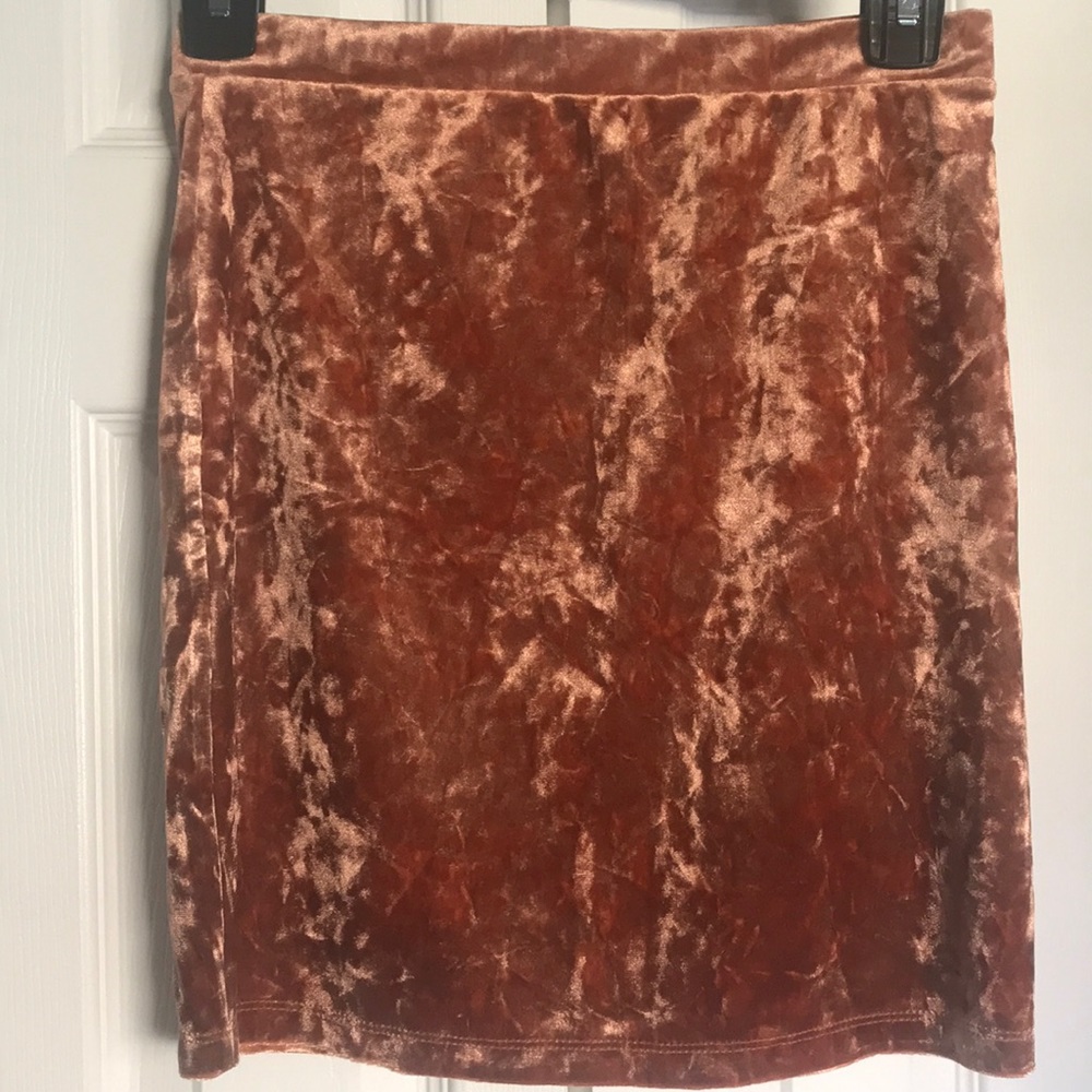 ✔️Velvet Rust mini/short skirt size Small